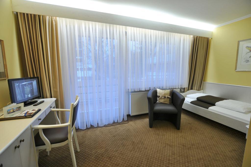 Hotel Elisabeth Bad Abbach Room photo