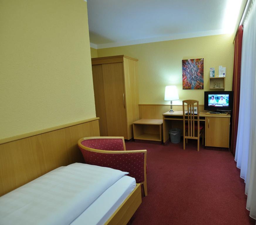 Hotel Elisabeth Bad Abbach Room photo